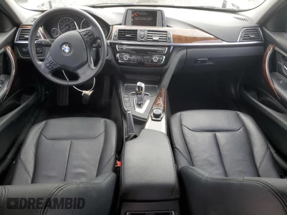 ✅ 2016 BMW 3 Series 320i • VIN: WBA8A9C55GK616073 • Lot: 69291225. Listed on Copart with 103,818 mi. Free auction sales archive from the USA and detailed vehicle history report at DreamBid. Image 8.