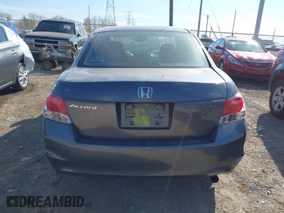 ✅ 2010 Honda Accord LX • VIN: 1HGCP2F34AA188735 • Lot: 43633096. Listed on IAAI with 147,497 mi. Free auction sales archive from the USA and detailed vehicle history report at DreamBid. Image 17.