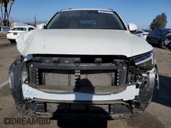 ✅ 2024 Volvo XC40 Ultimate Bright Theme • VIN: YV4L12UF8R2341133 • Lot: 52930115. Listed on Copart with 14,022 mi. Free auction sales archive from the USA and detailed vehicle history report at DreamBid. Image 5.