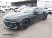 ✅ 2016 Chevrolet Camaro 1LT • VIN: 1G1FB1RS1G0186407 • Lot: 42963832. Wystawiony na IAAI z przebiegiem 93 106 mil. Bezpłatny archiwum sprzedaży aukcyjnych z USA i szczegółowy raport historii pojazdu na DreamBid. Zdjęcie 2.