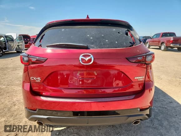 ✅ 2024 Mazda CX-5 Premium • VIN: JM3KFBDY5R0391718 • Lot: 60568235. Wystawiony na Copart z przebiegiem 15 018 mil. Bezpłatny archiwum sprzedaży aukcyjnych z USA i szczegółowy raport historii pojazdu na DreamBid. Zdjęcie 6.