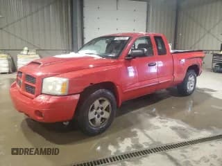 ✅ 2006 Dodge Dakota • VIN: 1D7HE42J16S703207 • Лот: 87637395. Опубликован ранее на Copart с пробегом 133 633 миль. Бесплатный доступ к архиву аукционных продаж из США и подробный отчёт об истории автомобиля на DreamBid. Изображение 1.