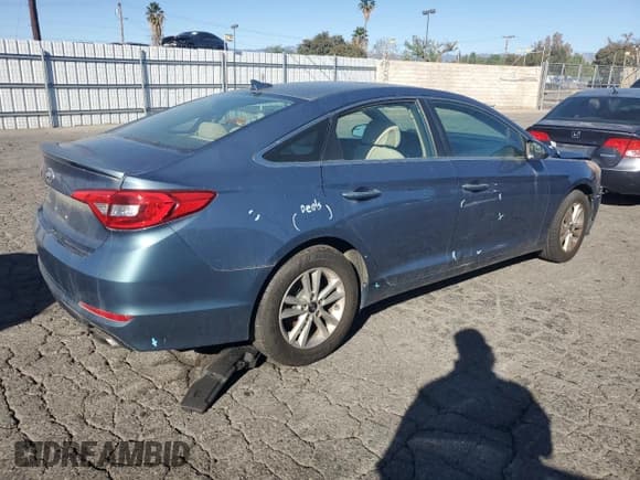 ✅ 2015 Hyundai Sonata SE • VIN: 5NPE24AF4FH159173 • Lot: 90199655. Listed on Copart with 68,323 mi. Free auction sales archive from the USA and detailed vehicle history report at DreamBid. Image 3.