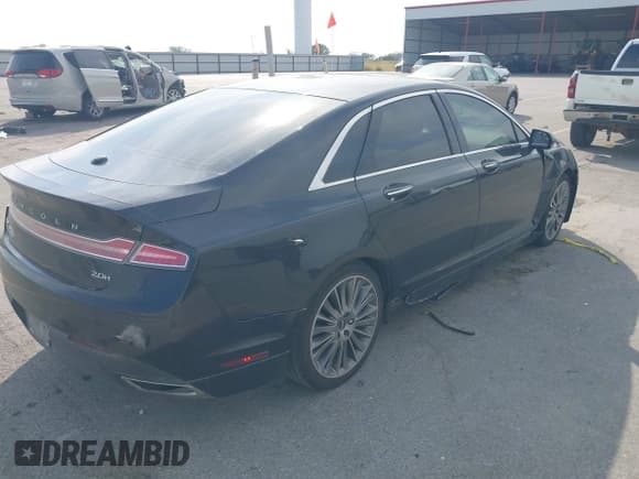 ✅ 2014 Lincoln MKZ Hybrid • VIN: 3LN6L2LU3ER804887 • Lot: 43212099. Listed on IAAI with 195,399 mi. Free auction sales archive from the USA and detailed vehicle history report at DreamBid. Image 4.