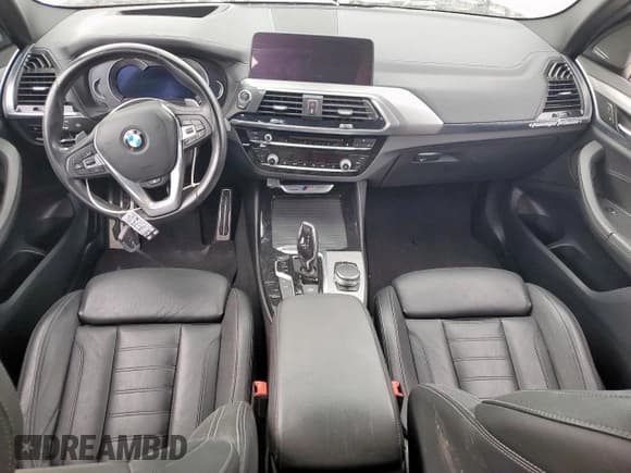 ✅ 2018 BMW X3 M40i • VIN: 5UXTS3C51J0Y97426 • Lot: 84173505. Wystawiony na Copart z przebiegiem 75 599 mil. Bezpłatny archiwum sprzedaży aukcyjnych z USA i szczegółowy raport historii pojazdu na DreamBid. Zdjęcie 8.