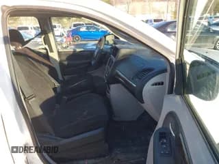 ✅ 2011 Dodge Grand Caravan Cargo • VIN: 2D4RN1AG0BR710134 • Lot: 41385972. Listed on IAAI with 178,092 mi. Free auction sales archive from the USA and detailed vehicle history report at DreamBid. Image 5.