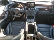 ✅ 2018 Mercedes-Benz C 43 AMG • VIN: 55SWF6EB9JU252062 • Lot: 81250995. Wystawiony na Copart z przebiegiem 42 060 mil. Bezpłatny archiwum sprzedaży aukcyjnych z USA i szczegółowy raport historii pojazdu na DreamBid. Zdjęcie 8.