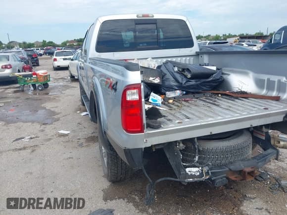 ✅ 2015 Ford F-250 Lariat • VIN: 1FT7W2BT2FED41850 • Lot: 42403420. Listed on IAAI with Not provided. Free auction sales archive from the USA and detailed vehicle history report at DreamBid. Image 3.