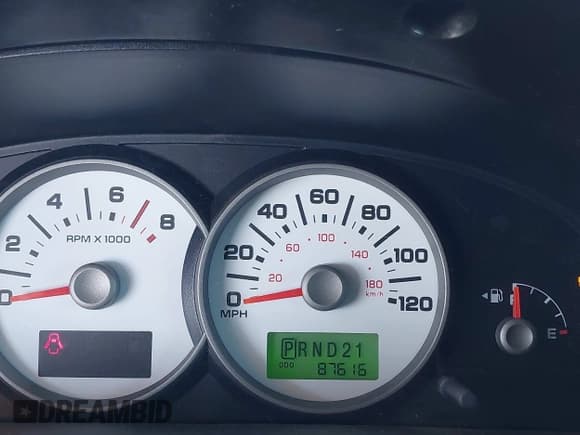 ✅ 2005 Ford Escape XLT • VIN: 1FMCU93145KB07103 • Lot: 42571848. Wystawiony na IAAI z przebiegiem 87 616 mil. Bezpłatny archiwum sprzedaży aukcyjnych z USA i szczegółowy raport historii pojazdu na DreamBid. Zdjęcie 7.