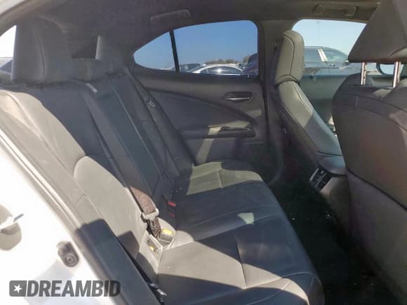 ✅ 2022 Lexus UX 200 • VIN: JTHX3JBH9N2047522 • Lot: 86244465. Listed on Copart with 74,591 mi. Free auction sales archive from the USA and detailed vehicle history report at DreamBid. Image 11.