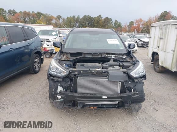 ✅ 2017 Hyundai Santa Fe 2.4L • VIN: 5NMZU3LB6HH027984 • Lot: 43505016. Listed on IAAI with 138,308 mi. Free auction sales archive from the USA and detailed vehicle history report at DreamBid. Image 12.