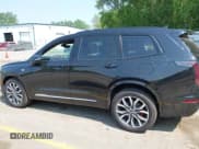 ✅ 2024 Cadillac XT6 AWD Sport • VIN: 1GYKPGRS5RZ747923 • Lot: 42487548. Wystawiony na IAAI z przebiegiem 9 276 mil. Bezpłatny archiwum sprzedaży aukcyjnych z USA i szczegółowy raport historii pojazdu na DreamBid. Zdjęcie 14.