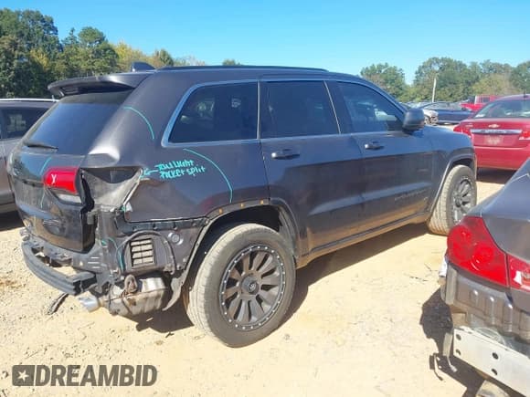 ✅ 2015 Jeep Grand Cherokee Altitude • VIN: 1C4RJEAG1FC152552 • Lot: 43463390. Wystawiony na IAAI z przebiegiem 135 968 mil. Bezpłatny archiwum sprzedaży aukcyjnych z USA i szczegółowy raport historii pojazdu na DreamBid. Zdjęcie 4.