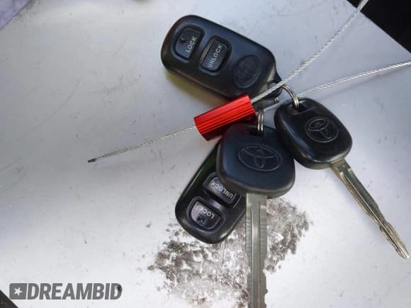 ✅ 2007 Toyota Corolla CE • VIN: JTDBR32E670117441 • Lot: 43621607. Wystawiony na IAAI z przebiegiem 169 879 mil. Bezpłatny archiwum sprzedaży aukcyjnych z USA i szczegółowy raport historii pojazdu na DreamBid. Zdjęcie 11.