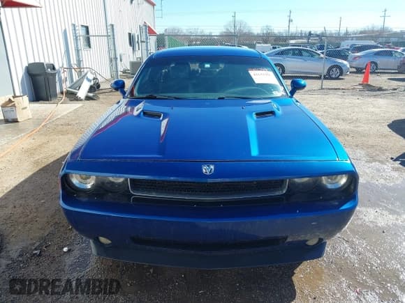 ✅ 2010 Dodge Challenger R/T Classic • VIN: 2B3CJ5DT3AH244705 • Lot: 41671350. Wystawiony na IAAI z przebiegiem 190 269 mil. Bezpłatny archiwum sprzedaży aukcyjnych z USA i szczegółowy raport historii pojazdu na DreamBid. Zdjęcie 12.