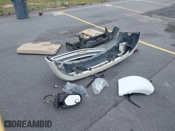 ✅ 2012 Chevrolet Silverado 1500 LTZ • VIN: 3GCPCTE09CG266732 • Lot: 42296450. Wystawiony na IAAI z przebiegiem 179 492 mil. Bezpłatny archiwum sprzedaży aukcyjnych z USA i szczegółowy raport historii pojazdu na DreamBid. Zdjęcie 12.