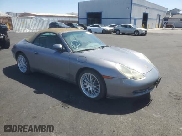 ✅ 2001 Porsche 911 • VIN: WP0CA29911S653143 • Лот: 61147845. Опубликован ранее на Copart с пробегом 49 248 миль. Бесплатный доступ к архиву аукционных продаж из США и подробный отчёт об истории автомобиля на DreamBid. Изображение 4.