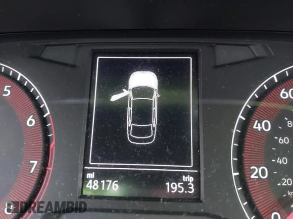 ✅ 2020 Volkswagen Jetta S • VIN: 3VWCB7BUXLM074749 • Lot: 43573025. Wystawiony na IAAI z przebiegiem 48 176 mil. Bezpłatny archiwum sprzedaży aukcyjnych z USA i szczegółowy raport historii pojazdu na DreamBid. Zdjęcie 15.