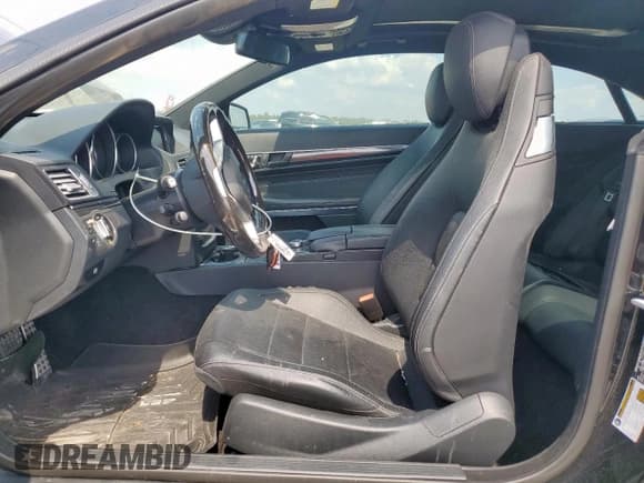 ✅ 2017 Mercedes-Benz E 400 • VIN: WDDKJ6FB6HF360650 • Lot: 84915105. Wystawiony na Copart z przebiegiem 67 895 mil. Bezpłatny archiwum sprzedaży aukcyjnych z USA i szczegółowy raport historii pojazdu na DreamBid. Zdjęcie 7.