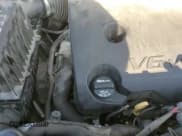 ✅ 2019 Chevrolet Traverse LT • VIN: 1GNEVHKW5KJ166154 • Lot: 62005525. Wystawiony na Copart z przebiegiem 140 961 mil. Bezpłatny archiwum sprzedaży aukcyjnych z USA i szczegółowy raport historii pojazdu na DreamBid. Zdjęcie 15.