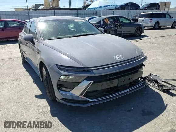 ✅ 2025 Hyundai Sonata SEL • VIN: KMHL34JJXSA116611 • Lot: 71282365. Listed on Copart with 8,727 mi. Free auction sales archive from the USA and detailed vehicle history report at DreamBid. Image 13.