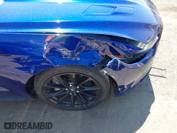 ✅ 2015 Ford Mustang GT Premium • VIN: 1FATP8FF2F5406205 • Lot: 42907643. Listed on IAAI with 105,563 mi. Free auction sales archive from the USA and detailed vehicle history report at DreamBid. Image 6.