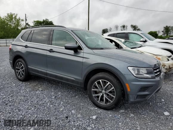 ✅ 2018 Volkswagen Tiguan SEL • VIN: 3VV3B7AX6JM202210 • Lot: 54373505. Wystawiony na Copart z przebiegiem 159 638 mil. Bezpłatny archiwum sprzedaży aukcyjnych z USA i szczegółowy raport historii pojazdu na DreamBid. Zdjęcie 4.