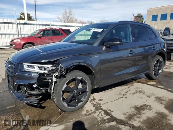 ✅ 2019 Audi Q5 Prestige • VIN: WA1FNAFY1K2021794 • Lot: 46272665. Listed on Copart with 38,866 mi. Free auction sales archive from the USA and detailed vehicle history report at DreamBid. Image 1.