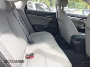 ✅ 2021 Honda Civic LX • VIN: 2HGFC2F62MH536119 • Lot: 42123879. Wystawiony na IAAI z przebiegiem 24 546 mil. Bezpłatny archiwum sprzedaży aukcyjnych z USA i szczegółowy raport historii pojazdu na DreamBid. Zdjęcie 8.