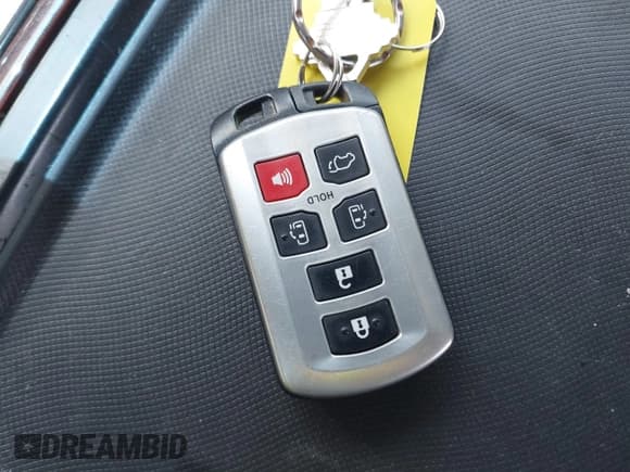 ✅ 2015 Toyota Sienna Limited • VIN: 5TDDK3DC2FS108045 • Lot: 42398925. Listed on IAAI with 97,255 mi. Free auction sales archive from the USA and detailed vehicle history report at DreamBid. Image 11.