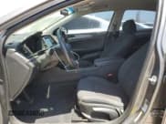 ✅ 2018 Hyundai Sonata SE • VIN: 5NPE24AF9JH689034 • Lot: 50222383. Listed on Copart with 35,122 mi. Free auction sales archive from the USA and detailed vehicle history report at DreamBid. Image 7.