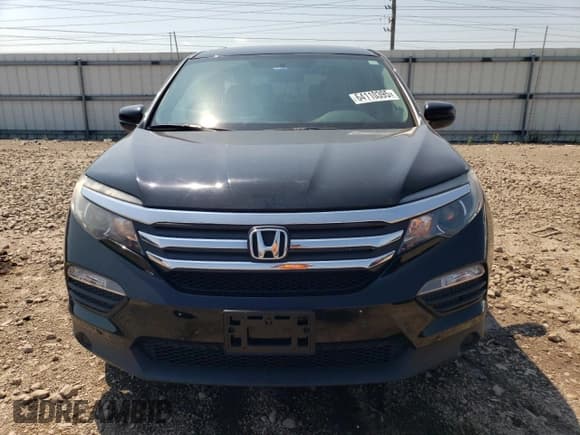 ✅ 2017 Honda Pilot LX • VIN: 5FNYF6H12HB077192 • Lot: 64110395. Listed on Copart with 101,849 mi. Free auction sales archive from the USA and detailed vehicle history report at DreamBid. Image 5.