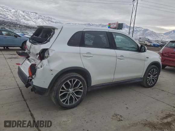 ✅ 2017 Mitsubishi Outlander SE • VIN: JA4AP3AWXHZ063239 • Lot: 94675125. Listed on Copart with 114,644 mi. Free auction sales archive from the USA and detailed vehicle history report at DreamBid. Image 3.