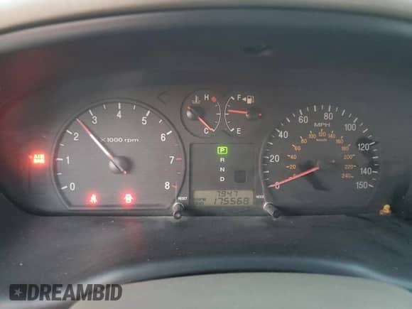 2004 Hyundai Sonata GLS с VIN KMHWF35H04A975666, выставлен на аукционе Copart как лот 82175544 с пробегом 175 568 миль миль и Списание • Salvage title. История ставок и продаж доступна на DreamBid. Изображение 9.