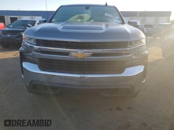 ✅ 2019 Chevrolet Silverado 1500 LT • VIN: 1GCRYDED9KZ245459 • Lot: 85310685. Wystawiony na Copart z przebiegiem 52 680 mil. Bezpłatny archiwum sprzedaży aukcyjnych z USA i szczegółowy raport historii pojazdu na DreamBid. Zdjęcie 5.