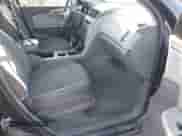 2010 Chevrolet Traverse 1LT z VIN 1GNLVFED5AS117261, wystawiony jako IAAI lot #43220575 z przebiegiem 257 124 mil mil oraz . Historia ofert i sprzedaży dostępna na DreamBid. Obrazek 5.