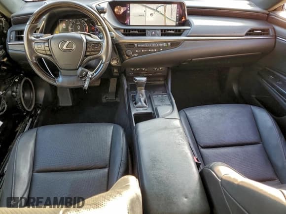 ✅ 2019 Lexus ES 350 Luxury • VIN: 58ABZ1B16KU006136 • Лот: 93508825. Опубликован ранее на Copart с пробегом 91 627 миль. Бесплатный доступ к архиву аукционных продаж из США и подробный отчёт об истории автомобиля на DreamBid. Изображение 8.