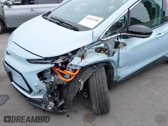 ✅ 2023 Chevrolet Bolt EV 2LT • VIN: 1G1FX6S01P4153634 • Lot: 42093390. Listed on IAAI with 8,063 mi. Free auction sales archive from the USA and detailed vehicle history report at DreamBid. Image 6.