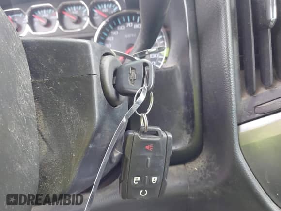 2015 Chevrolet Silverado 2500HD LT with VIN 1GC1KVE87FF107708, listed as a IAAI auction lot 43293267 with 179,538 mi miles and . Bid and sale history available at DreamBid. Image 11.