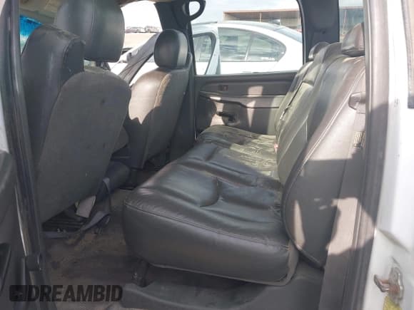 ✅ 2007 Chevrolet Silverado 2500HD • VIN: 1GBHK23U87F143166 • Лот: 41913814. Опубликован ранее на IAAI с пробегом 412 948 миль. Бесплатный доступ к архиву аукционных продаж из США и подробный отчёт об истории автомобиля на DreamBid. Изображение 8.