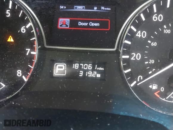 ✅ 2015 Nissan Pathfinder SL • VIN: 5N1AR2MM8FC639152 • Lot: 42234967. Wystawiony na IAAI z przebiegiem 187 061 mil. Bezpłatny archiwum sprzedaży aukcyjnych z USA i szczegółowy raport historii pojazdu na DreamBid. Zdjęcie 7.