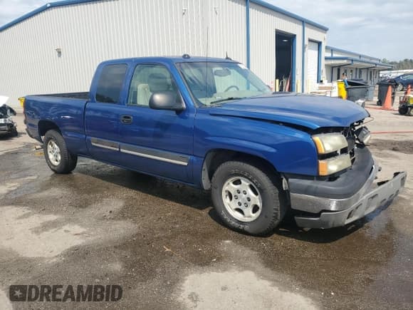 ✅ 2004 Chevrolet Silverado 1500 LS • VIN: 2GCEC19TX41368664 • Лот: 72812884. Опубликован ранее на Copart с пробегом 159 883 миль. Бесплатный доступ к архиву аукционных продаж из США и подробный отчёт об истории автомобиля на DreamBid. Изображение 4.