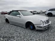 ✅ 2001 Mercedes-Benz CLK 320/430 • VIN: WDBLK65GX1T066229 • Lot: 52087105. Wystawiony na Copart z przebiegiem 80 883 mil. Bezpłatny archiwum sprzedaży aukcyjnych z USA i szczegółowy raport historii pojazdu na DreamBid. Zdjęcie 4.
