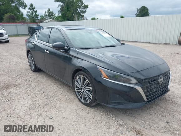 ✅ 2023 Nissan Altima SL • VIN: 1N4BL4EVXPN382844 • Lot: 42220796. Wystawiony na IAAI z przebiegiem 42 393 mil. Bezpłatny archiwum sprzedaży aukcyjnych z USA i szczegółowy raport historii pojazdu na DreamBid. Zdjęcie 1.