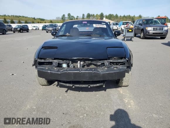 ✅ 1994 Mazda MX-5 Miata • VIN: JM1NA3537R0516683 • Lot: 56464905. Wystawiony na Copart z przebiegiem 101 845 mil. Bezpłatny archiwum sprzedaży aukcyjnych z USA i szczegółowy raport historii pojazdu na DreamBid. Zdjęcie 5.