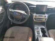 ✅ 2022 Ford Explorer • VIN: 1FMSK7BH8NGA86991 • Lot: 41907064. Wystawiony na Copart z przebiegiem 80 555 mil. Bezpłatny archiwum sprzedaży aukcyjnych z USA i szczegółowy raport historii pojazdu na DreamBid. Zdjęcie 8.