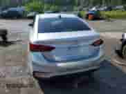 2020 Hyundai Accent Limited z VIN 3KPC34A60LE123971, wystawiony jako Copart lot #65095685 z przebiegiem Nie podano mil oraz Szkoda całkowita • Salvage title. Historia ofert i sprzedaży dostępna na DreamBid. Obrazek 6.