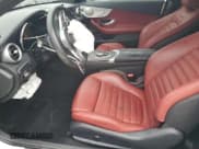 ✅ 2023 Mercedes-Benz C 300 • VIN: W1KWJ8DB9PG119514 • Lot: 82396835. Wystawiony na Copart z przebiegiem 25 527 mil. Bezpłatny archiwum sprzedaży aukcyjnych z USA i szczegółowy raport historii pojazdu na DreamBid. Zdjęcie 7.