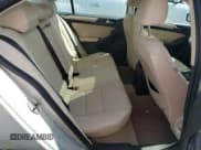 ✅ 2011 Volkswagen Jetta SE • VIN: 3VWDZ7AJ1BM388294 • Лот: 84211415. Опубликован ранее на Copart с пробегом 150 123 миль. Бесплатный доступ к архиву аукционных продаж из США и подробный отчёт об истории автомобиля на DreamBid. Изображение 10.