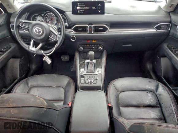 ✅ 2024 Mazda CX-5 S Carbon Edition • VIN: JM3KFBCL6R0519244 • Лот: 94332125. Опубликован ранее на Copart с пробегом 36 991 миль. Бесплатный доступ к архиву аукционных продаж из США и подробный отчёт об истории автомобиля на DreamBid. Изображение 8.